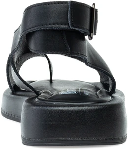 Женские черные босоножки Baden