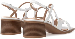 Женские белые босоножки Baden