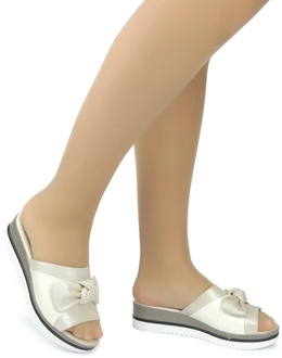 Женские бежевые сабо Dakkem