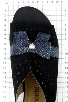 Женские синие босоножки Remonte