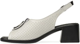 Женские бежевые босоножки Baden