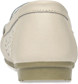 Женские бежевые мокасины Baden