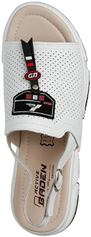 Женские белые босоножки Baden