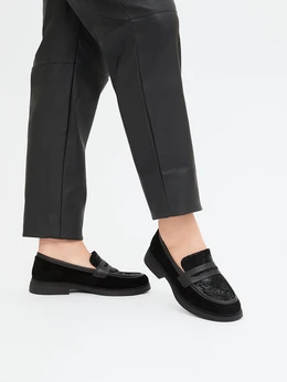 Женские черные лоферы Baden