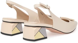 Женские бежевые босоножки Baden