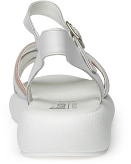 Женские белые босоножки Baden