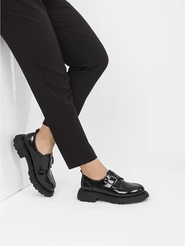 Женские черные лоферы Baden