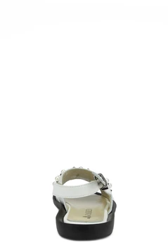 Женские белые босоножки Dakkem