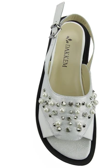 Женские белые босоножки Dakkem