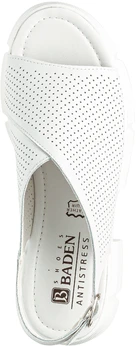 Женские белые босоножки Baden