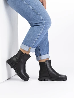 Женские черные ботинки Baden (Натуральная шерсть)