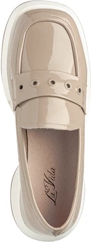 Женские бежевые лоферы Lavida