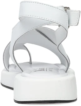 Женские белые босоножки Baden