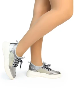 Женские серебряные кроссовки Francesco Donni