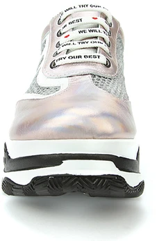 Женские серебряные кроссовки Mabu