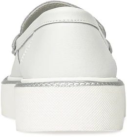 Женские белые лоферы Lavida