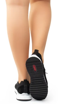 Женские черные кроссовки Rieker