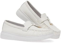 Женские бежевые мокасины Baden