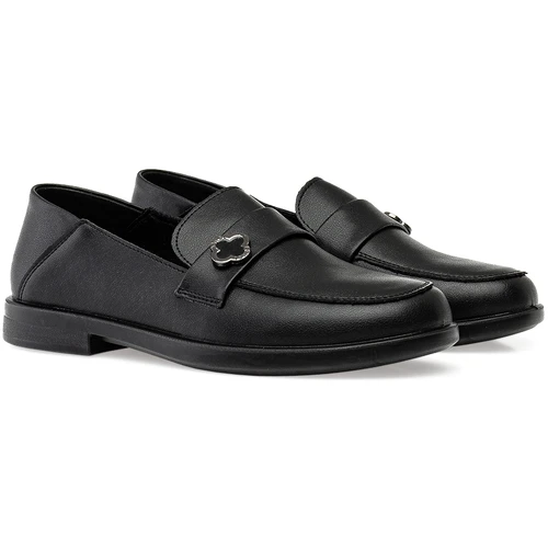 Женские черные лоферы Baden