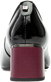 Женские черные туфли Baden