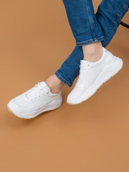 Мужские белые кроссовки GENMARK