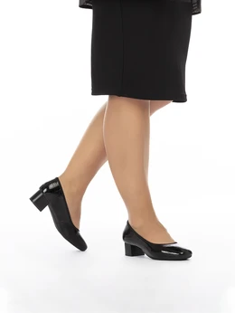 Женские черные туфли Baden