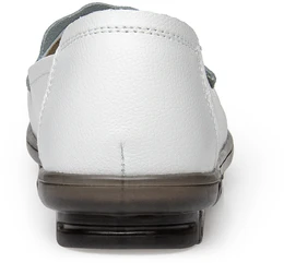 Женские белые мокасины Baden