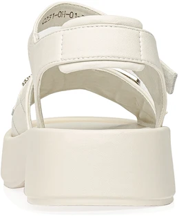 Женские белые босоножки Lavida