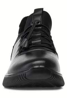 Женские черные кроссовки Baden