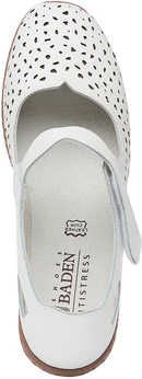 Женские белые туфли Baden