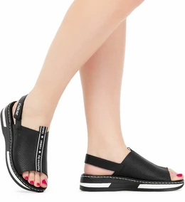 Женские черные босоножки Rieker