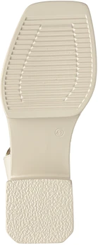 Женские бежевые босоножки Baden