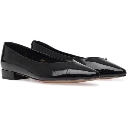 Женские черные туфли Baden