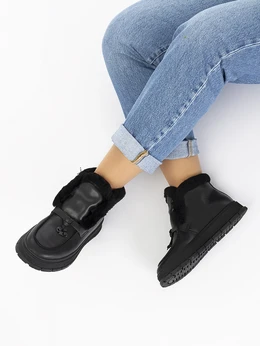 Женские черные ботинки Baden (Натуральная шерсть)