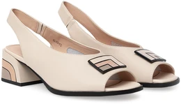 Женские бежевые босоножки Baden