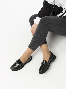 Женские черные лоферы Baden