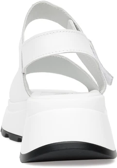 Женские белые босоножки Baden