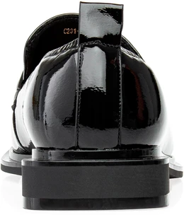 Женские черные лоферы Lavida