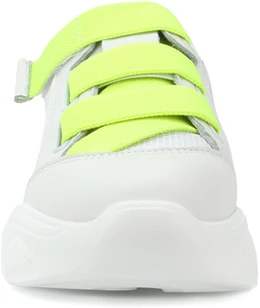 Женские белые кроссовки Baden