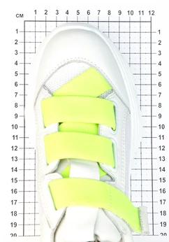 Женские белые кроссовки Baden