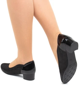 Женские черные туфли Bonty