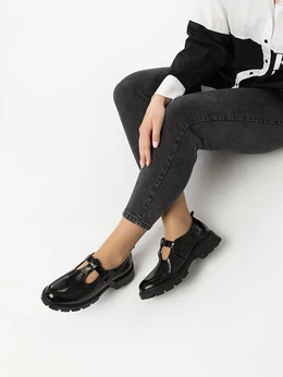 Женские черные туфли Baden